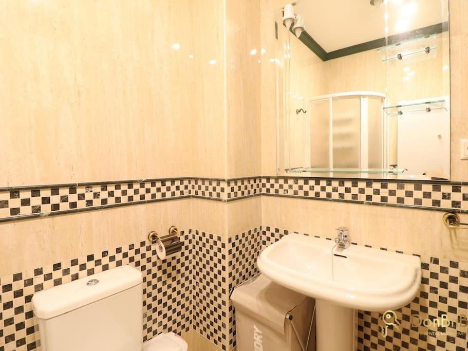 Apartamento Centrico En Rondaアパートメント エクステリア 写真